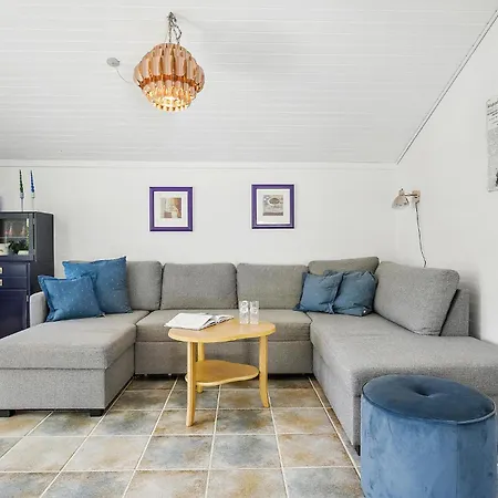 Holiday home Cozy In With Wifi *